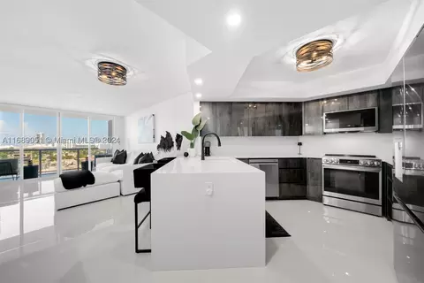 1800 Sunset Harbour Dr #1115, Miami Beach, FL 33139