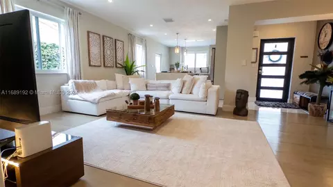 1950 SW 24th Ter, Miami, FL 33145