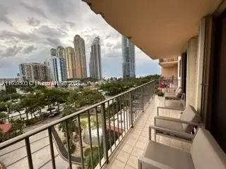 210 174th St #712, Sunny Isles Beach, FL 33160