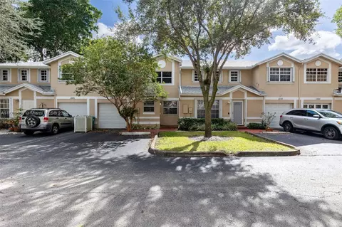 12152 SW 52nd Pl, Cooper City, FL 33330