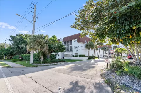 8000 Lagos De Campo Blvd #A-106, Tamarac, FL 33321