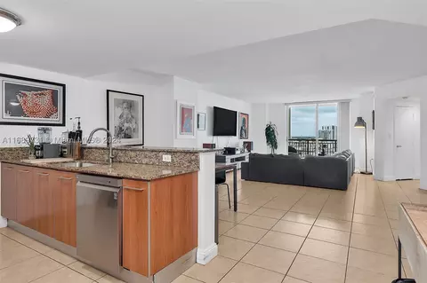 9066 SW 73rd Ct #1405, Miami, FL 33156