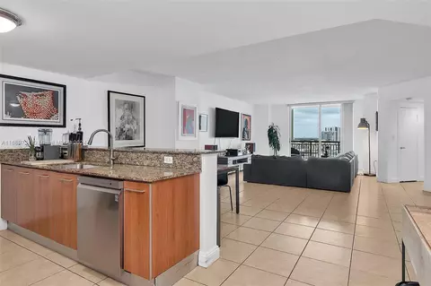 9066 SW 73rd Ct #1405, Miami, FL 33156