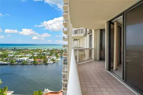 20191 E Country Club Dr #2102, Aventura, FL 33180