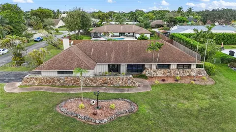 10253 SW 126th St, Miami, FL 33176