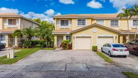 8989 Chambers St, Tamarac, FL 33321