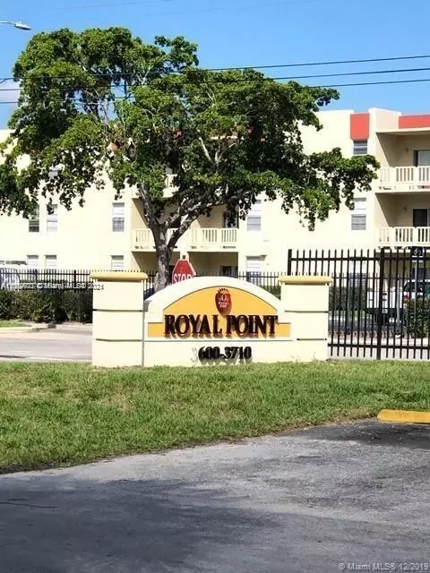 3600 NW 21st St #305, Lauderdale Lakes, FL 33311