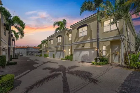1524 NE 7th St, Fort Lauderdale, FL 33304