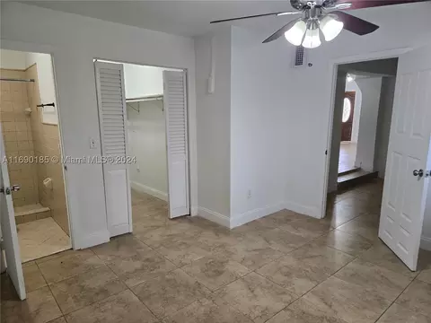 961 E 32nd St, Hialeah, FL 33013 photo 14