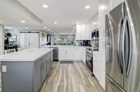 10217 NW 24th Pl #301, Sunrise, FL 33322