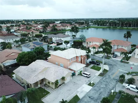 6953 SW 159th Ct, Miami, FL 33193