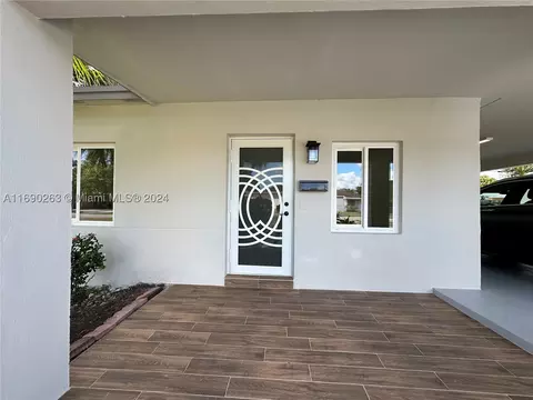 14680 Jackson St, Miami, FL 33176