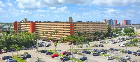 1750 NE 191st St #715-3, Miami, FL 33179