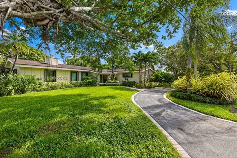 12721 SW 70th Ave, Pinecrest, FL 33156