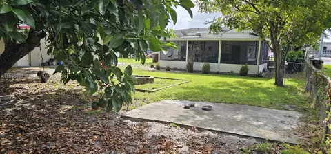 309 E 49th St, Hialeah, FL 33013 photo 10