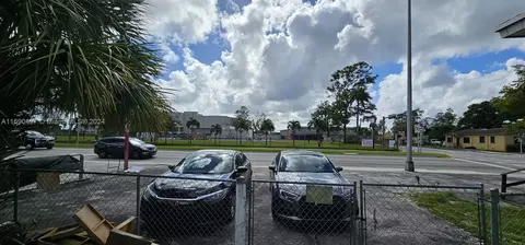 309 E 49th St, Hialeah, FL 33013 photo 3