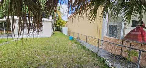 309 E 49th St, Hialeah, FL 33013 photo 18