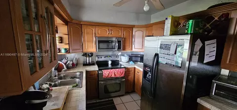 309 E 49th St, Hialeah, FL 33013 photo 15