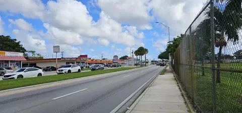309 E 49th St, Hialeah, FL 33013 photo 11