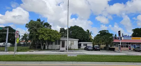 309 E 49th St, Hialeah, FL 33013 photo 2