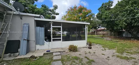 309 E 49th St, Hialeah, FL 33013 photo 16
