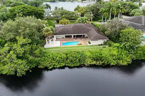 440 Rovino Ave, Coral Gables, FL 33156