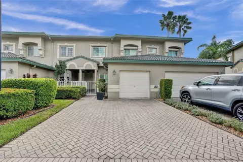 7983 W Exeter Blvd W #102, Tamarac, FL 33321