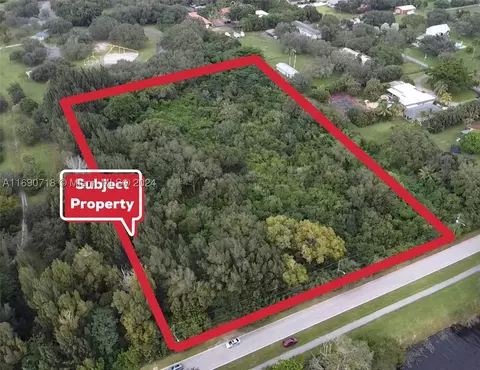 9601 Orange Dr, Davie, FL 33328