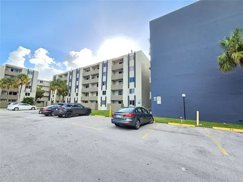 10090 NW 80th Ct #1517, Hialeah Gardens, FL 33016