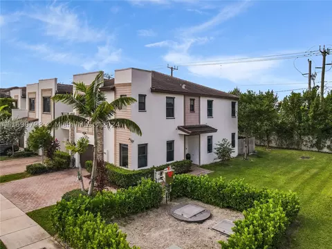20784 NE 2nd Ct #N/A, Miami, FL 33179