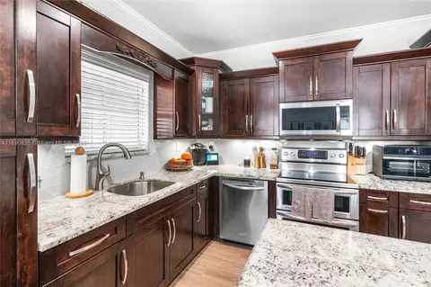 16608 NW 73rd Ct #., Miami Lakes, FL 33014 photo 12