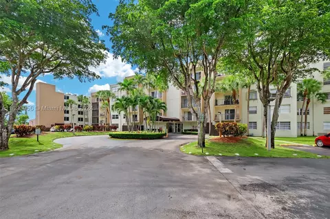 14250 SW 62nd St #317, Miami, FL 33183
