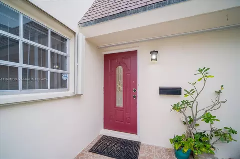 11262 SW 172nd St #II2832, Miami, FL 33157