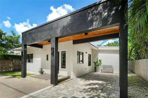 2429 SW 25th Ter, Miami, FL 33133