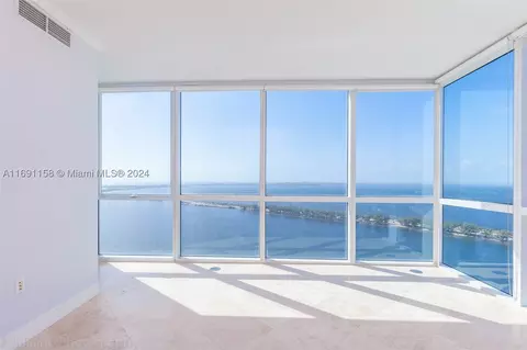 2101 Brickell Ave #3505, Miami, FL 33129