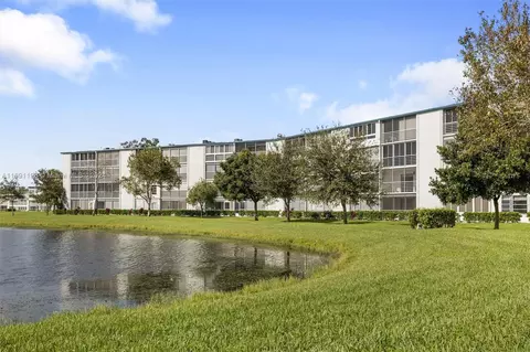 1042 Lincoln C #1042, Boca Raton, FL 33434