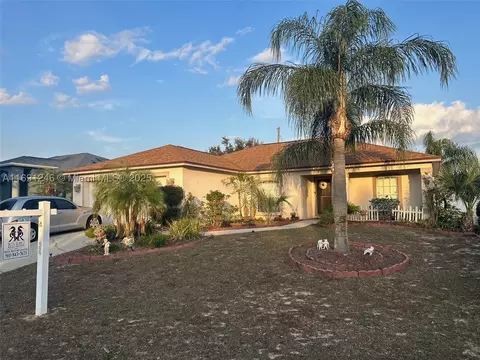 669 Sierra Cir, Davenport, FL 33837