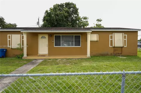 3130 NW 160th St, Miami Gardens, FL 33054