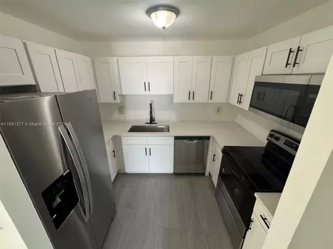 2017 NW 46th Ave #A301, Lauderhill, FL 33313