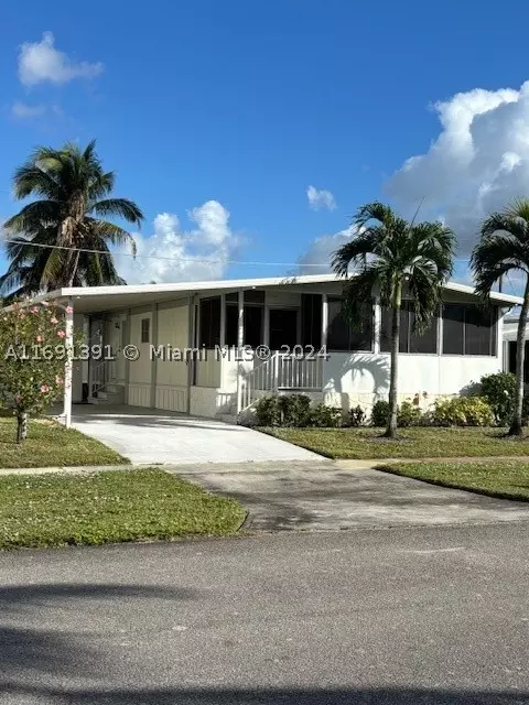 Undisclosed, Boynton Beach, FL 33436
