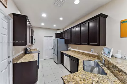 3223 Hemingway Dr, Jupiter, FL 33458 photo 7