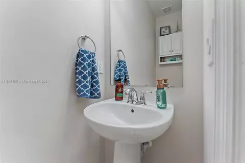 3223 Hemingway Dr, Jupiter, FL 33458 photo 16
