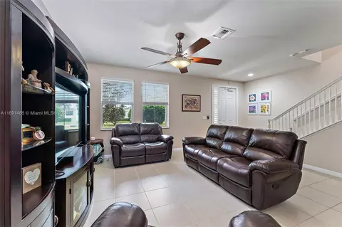 3223 Hemingway Dr, Jupiter, FL 33458 photo 13
