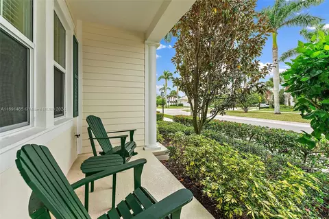 3223 Hemingway Dr, Jupiter, FL 33458 photo 3