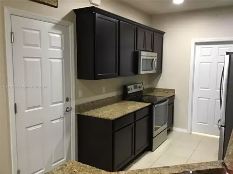 3223 Hemingway Dr, Jupiter, FL 33458 photo 8