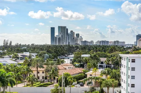 3161 S Ocean Dr #806, Hallandale Beach, FL 33009