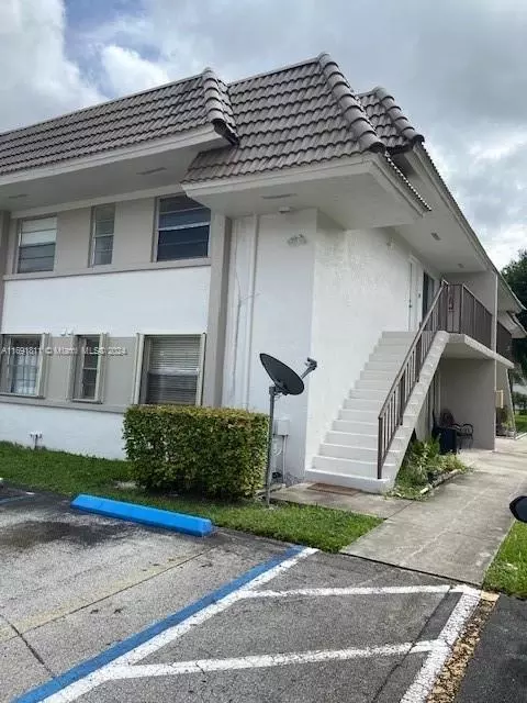 6951 SW 129th Ave #5, Miami, FL 33183