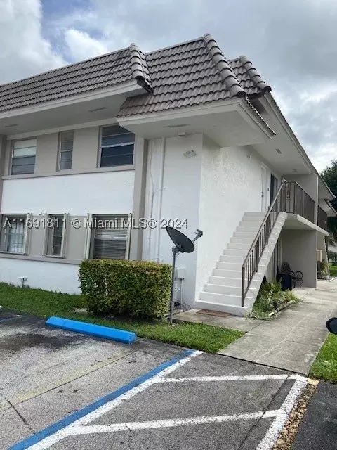 6951 SW 129th Ave #5, Miami, FL 33183