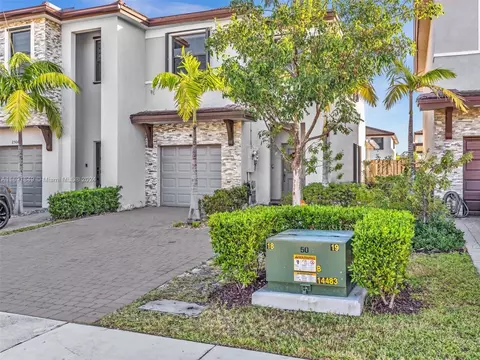 25069 SW 107th Ct, Homestead, FL 33032