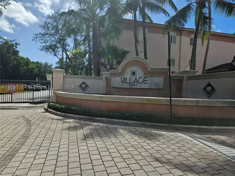 2033 SE 10th Ave #610, Fort Lauderdale, FL 33316